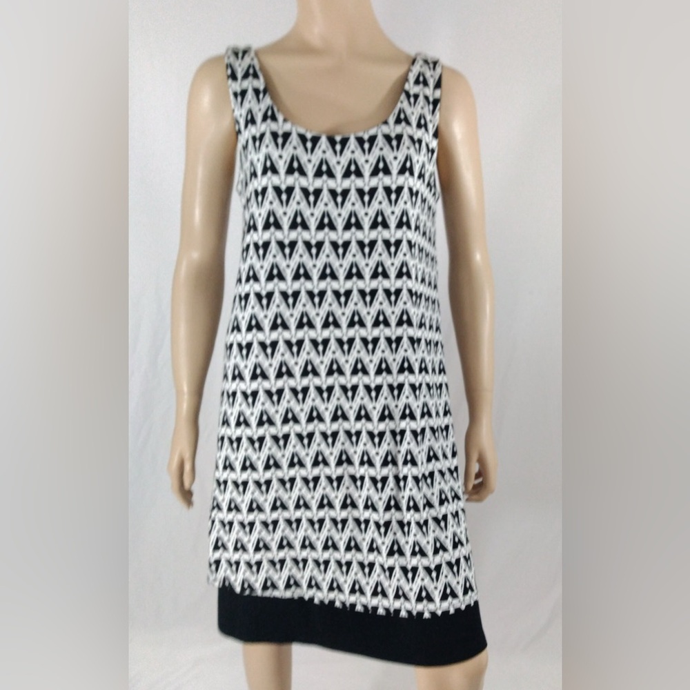 Dept 222 Women's Black/White Abstract Print Sleeveless Dress,Criss-Cross Back.